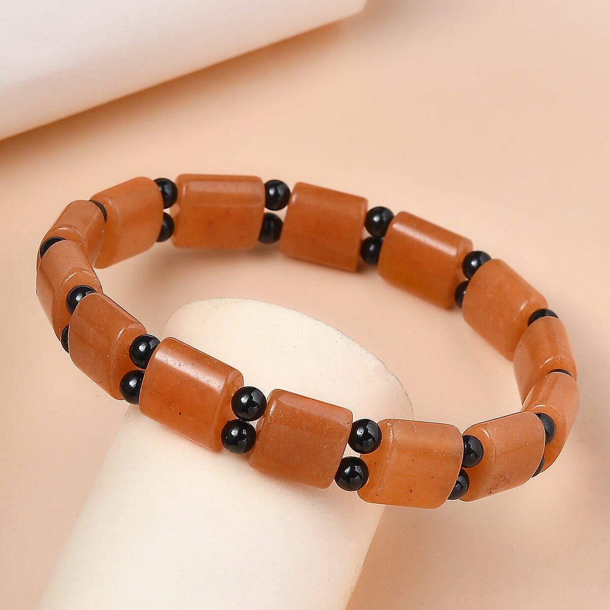 Red Aventurine and Thai Black Spinel 102.00 ctw Beaded Stretch Bracelet image number 1