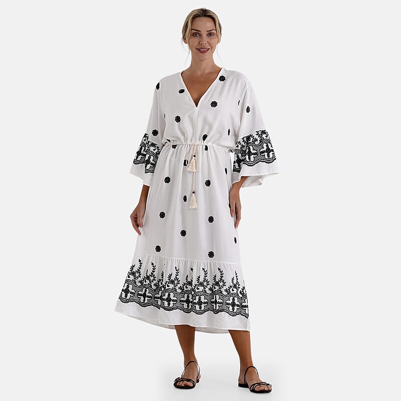 La Marey White and Black Embroidered Wove 3/4 Sleeve Dress Cover-up - One Size Fits Most