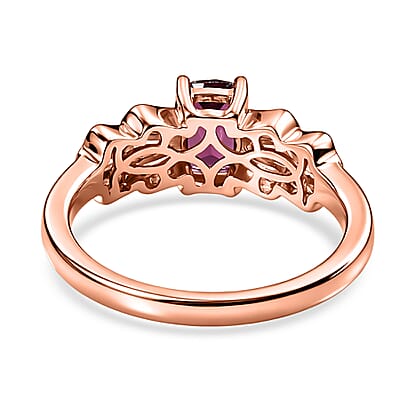 D'Joy Premium Malawi Magenta Garnet and Moissanite 1.85 ctw Deco Flair Ring in 18K Vermeil Rose Gold Over Sterling Silver (Size 5.0)
