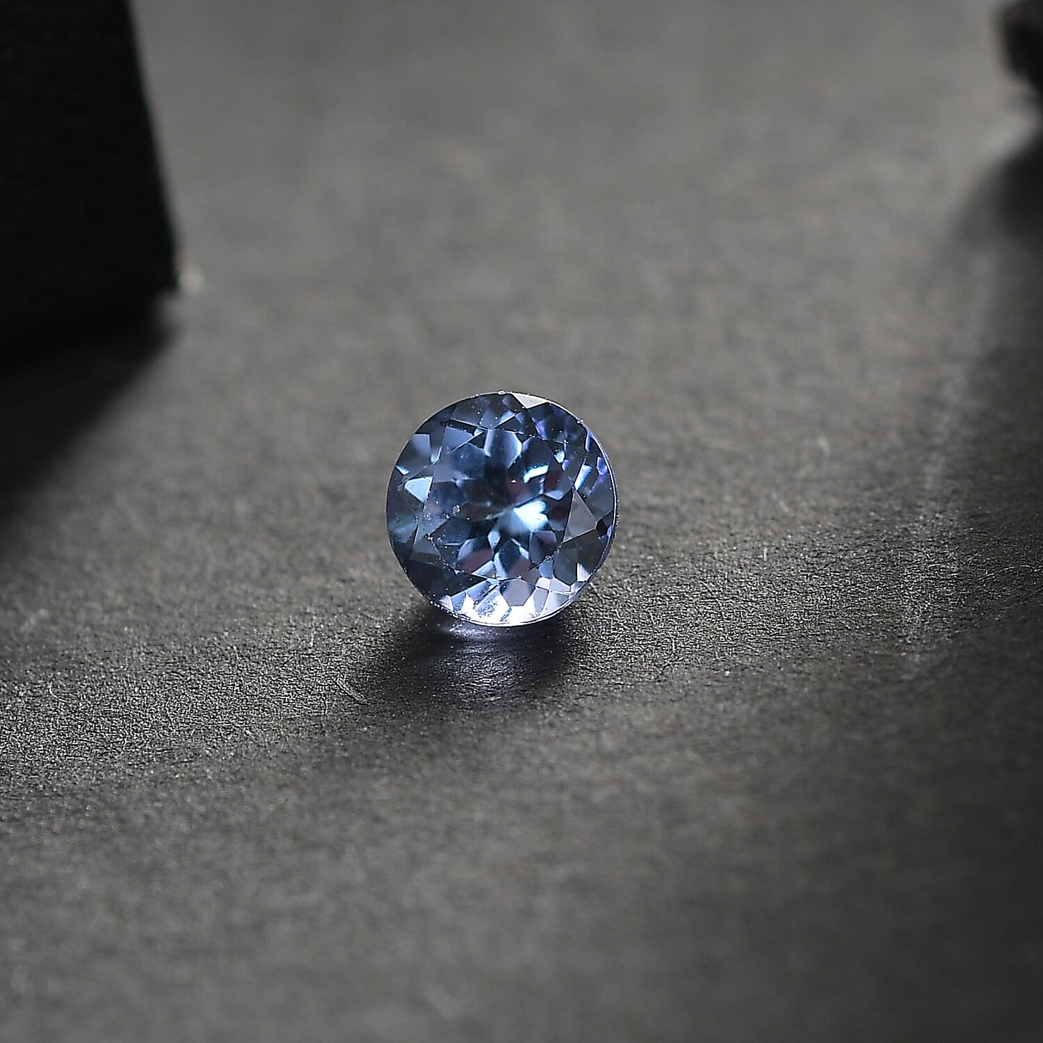 Default Title - Product card gallery slide 2 (10146566144283)