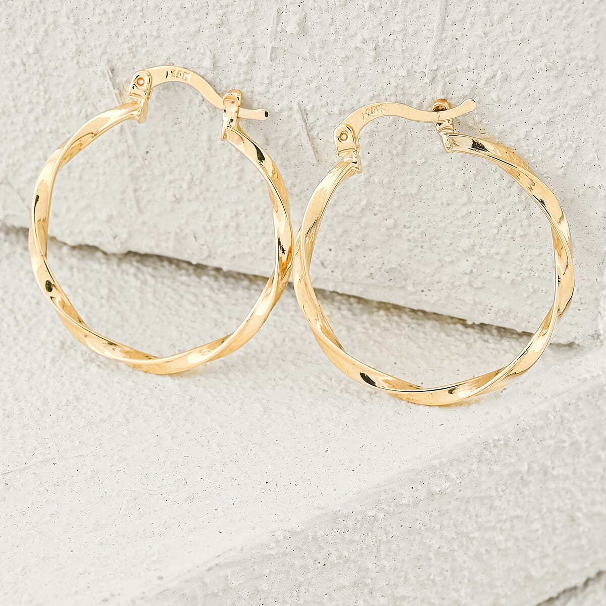 10K Yellow Gold Swirl Hoop Earrings 2.02 Grams image number 1