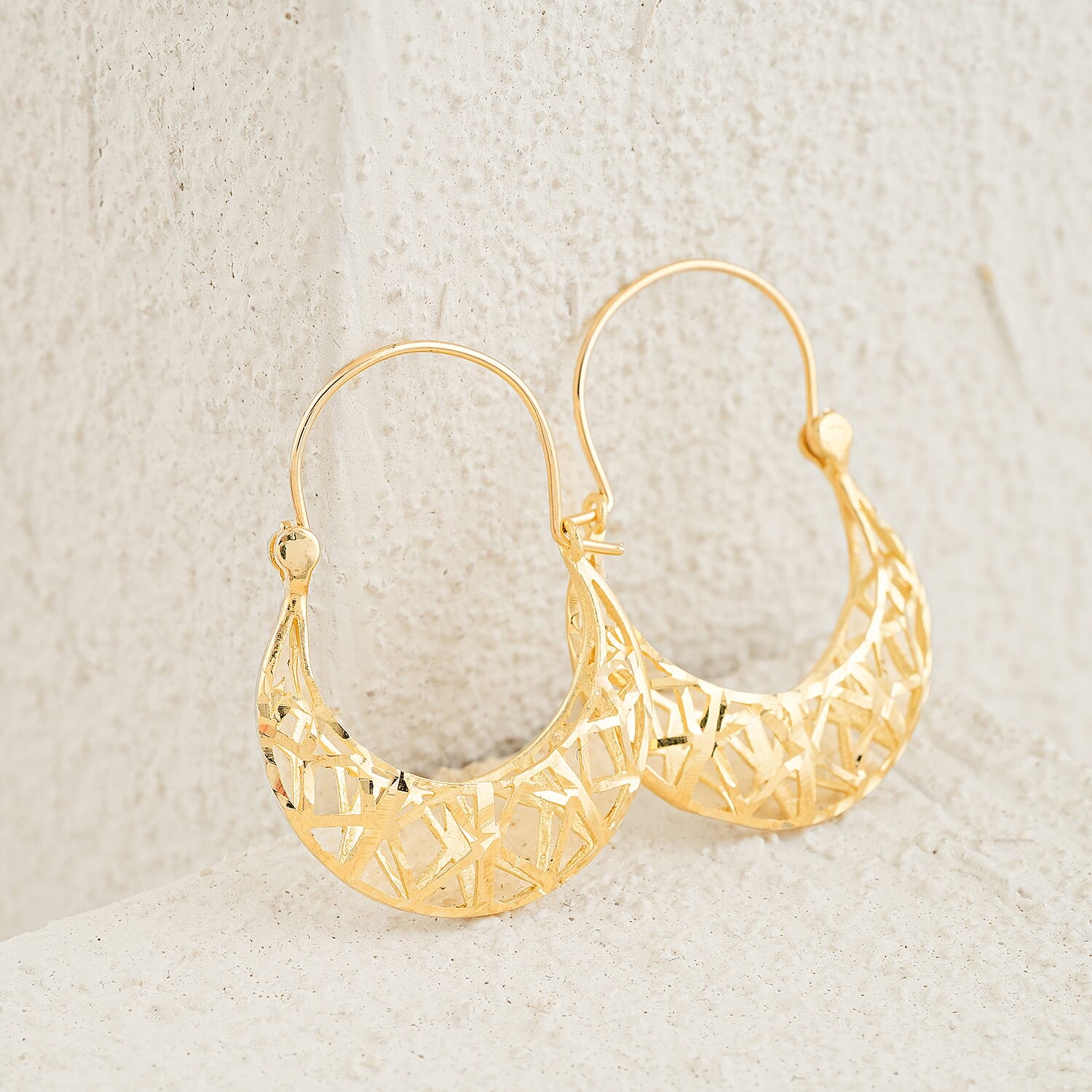 Diamond-Cut Designer Earrings in 10K Yellow Gold 1.72 Grams