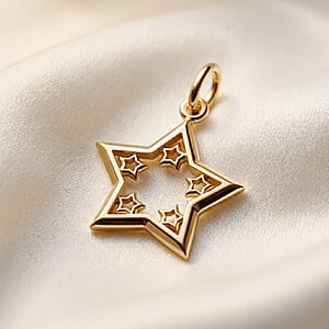 10K Yellow Gold Star Pendant without Chain 1.09 Grams