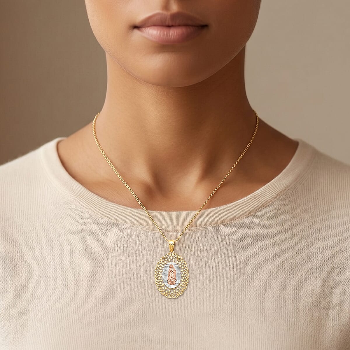10K Yellow Gold Diamond-Cut Our Lady of Guadalupe Madallion Pendant without Chain 1.7 Grams image number 2