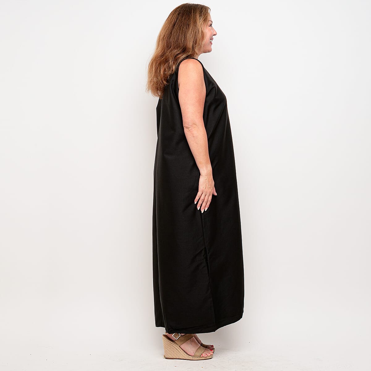 La Marey Black Deep V Neck Maxi Dress - One Size Missy image number 1