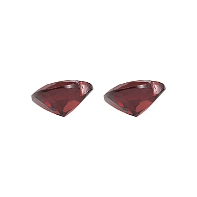 1.51 ctw Heart Cut Mozambique Garnet Loose Gemstone – AA Grade (Set Of 2) (6 mm)