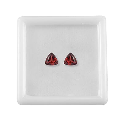 1.66 ctw Trillion Cut Mozambique Garnet Loose Gemstone – AA Grade (Set Of 2) (6 mm)