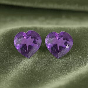 1.35 ctw Heart Cut African Amethyst Loose Gemstone &ndash; AAA Grade (Set Of 2) (6 mm)