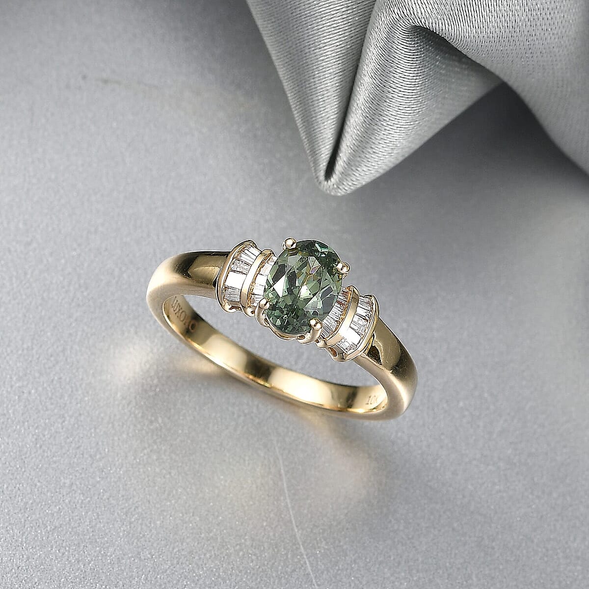 Luxoro AAA Ambanja Demantoid Garnet, Diamond I2 1.15 ctw Ring in 10K Yellow Gold (Size 6.0) image number 1