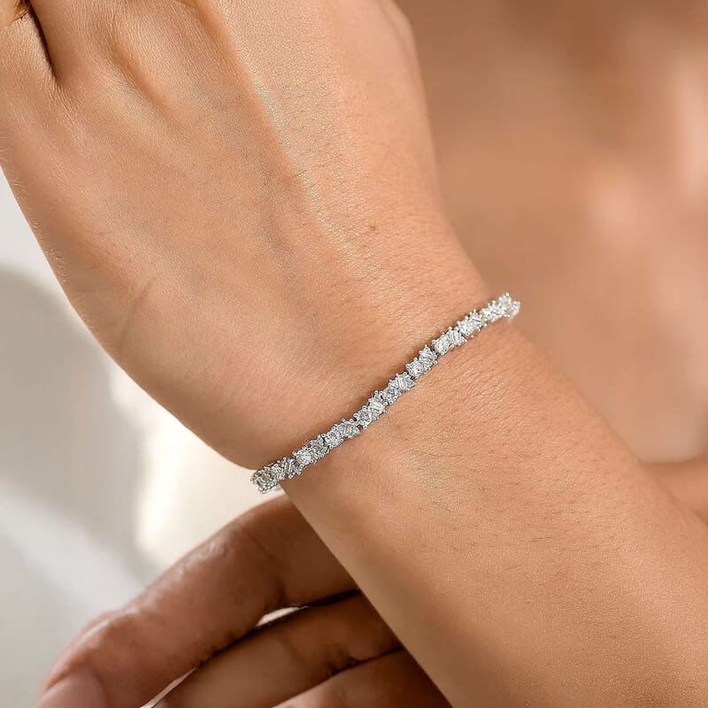 Luxuriant Lab Grown Diamond G-H SI 2.75 ctw Romanesque Line Bracelet in Rhodium Over Sterling Silver (8.00 In)
