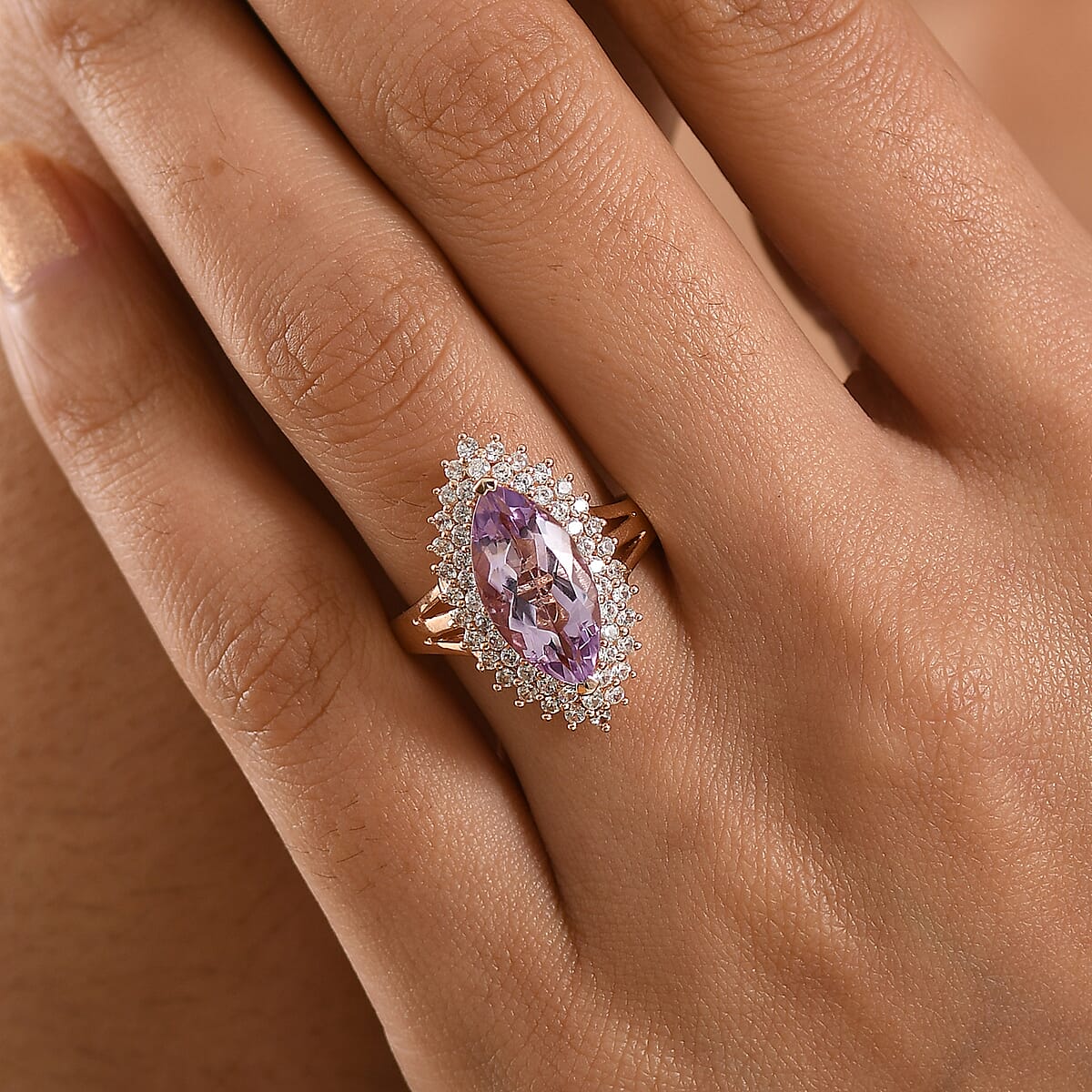 EverTrue Rose De France Amethyst and White Zircon 4.90 ctw Crown Radiance Ring in 18K RG Plated (Size 6.0) image number 2