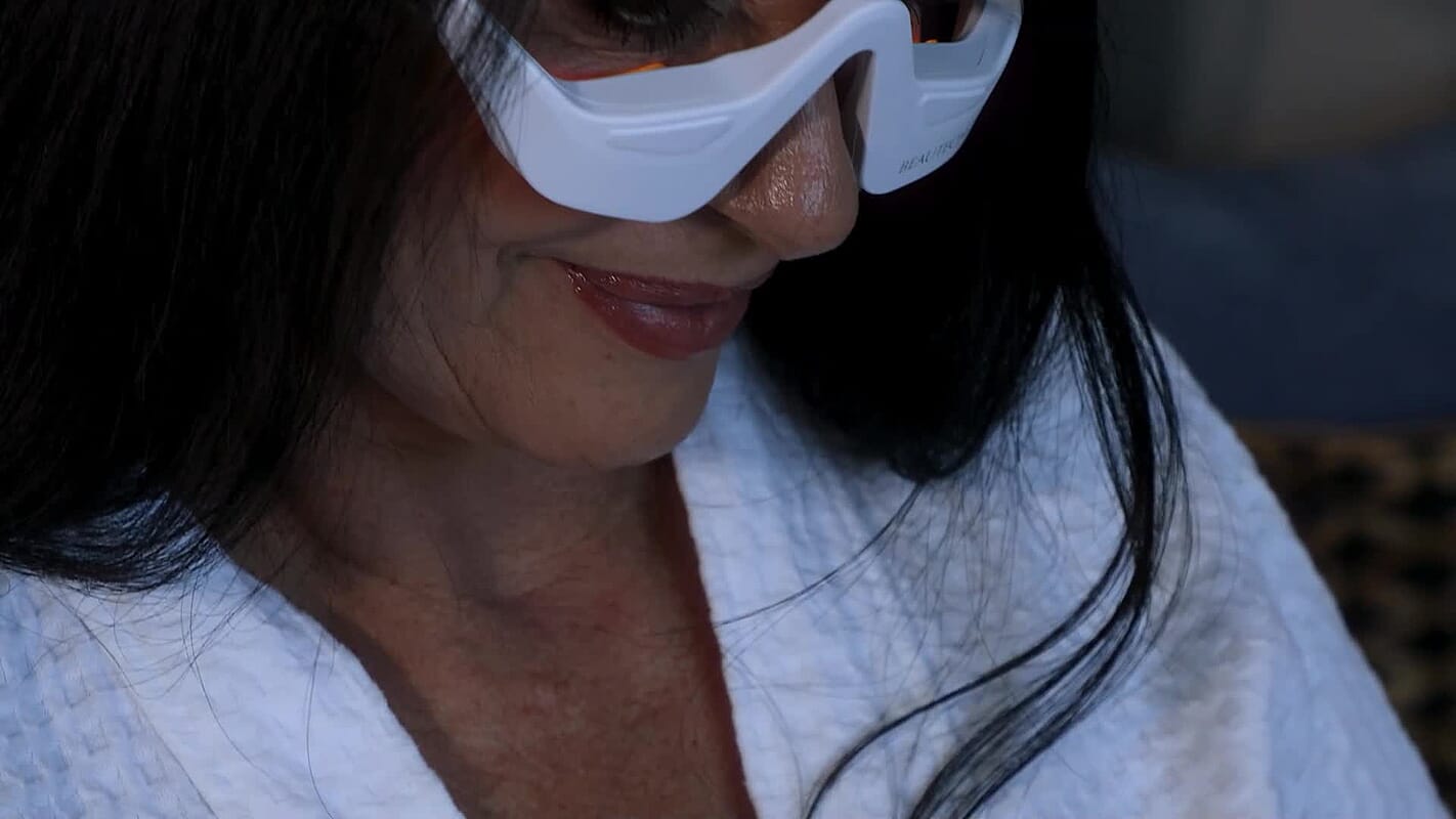 Beautech EMS Eye Massager-White