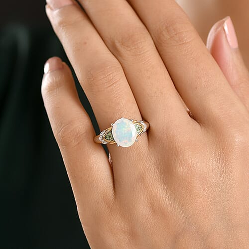 Ethiopian Welo Opal & Tsavorite Garnet / 10 - Product card gallery slide 3 (9433161531647)