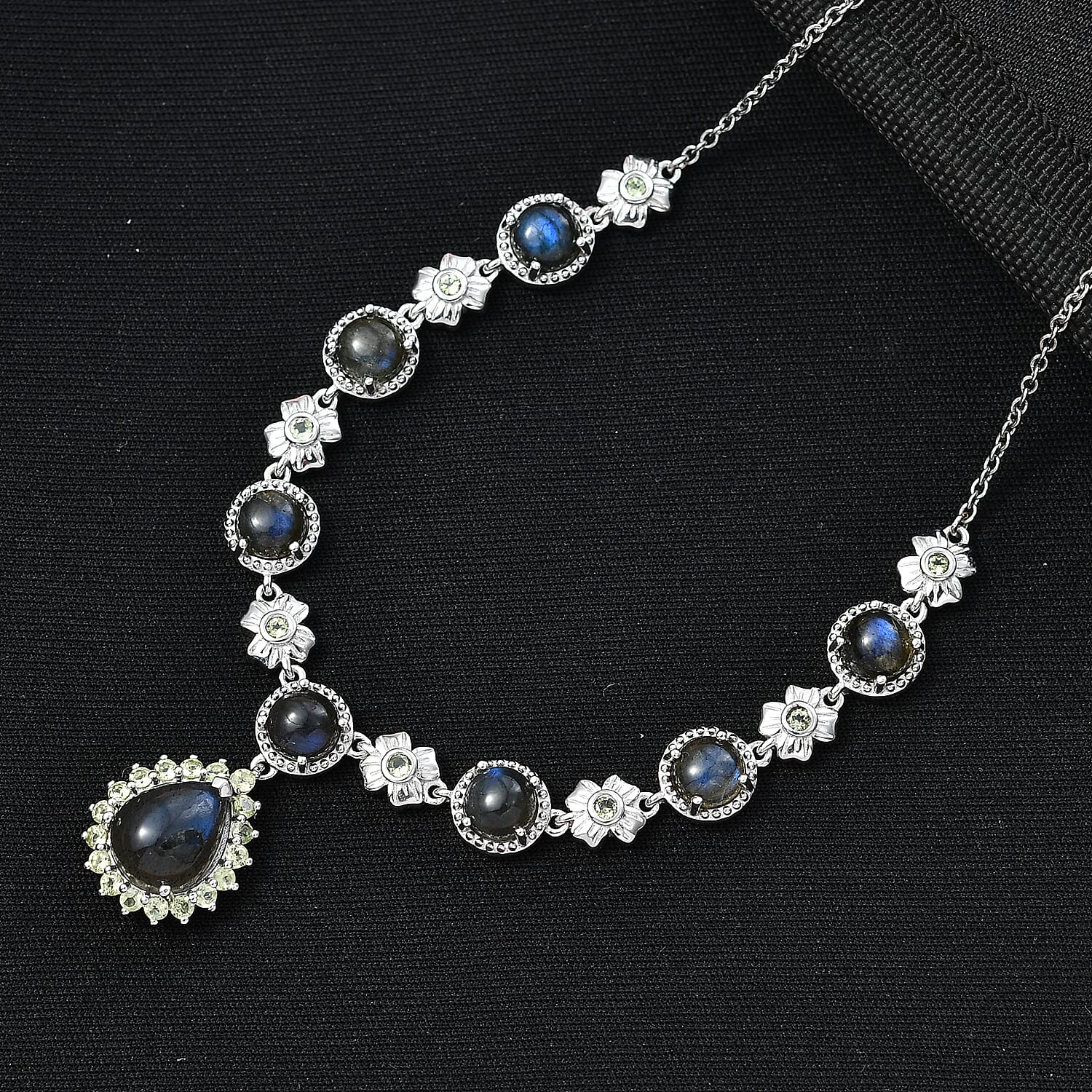 EverTrue Malagasy Labradorite and Hebei Peridot 11.50 ctw Mystic Bloom Necklace in Platinum Bond 18 Inches
