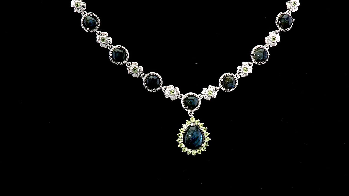 EverTrue Malagasy Labradorite and Hebei Peridot 11.50 ctw Mystic Bloom Necklace in Platinum Bond 18 Inches