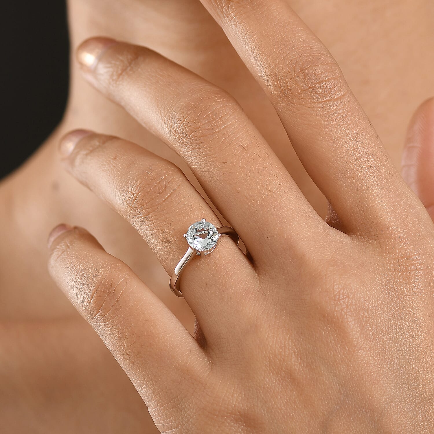 D'Joy Premium Mangoro Aquamarine 1.20 ctw Ring in Rhodium Over Sterling Silver (Size 6.0)