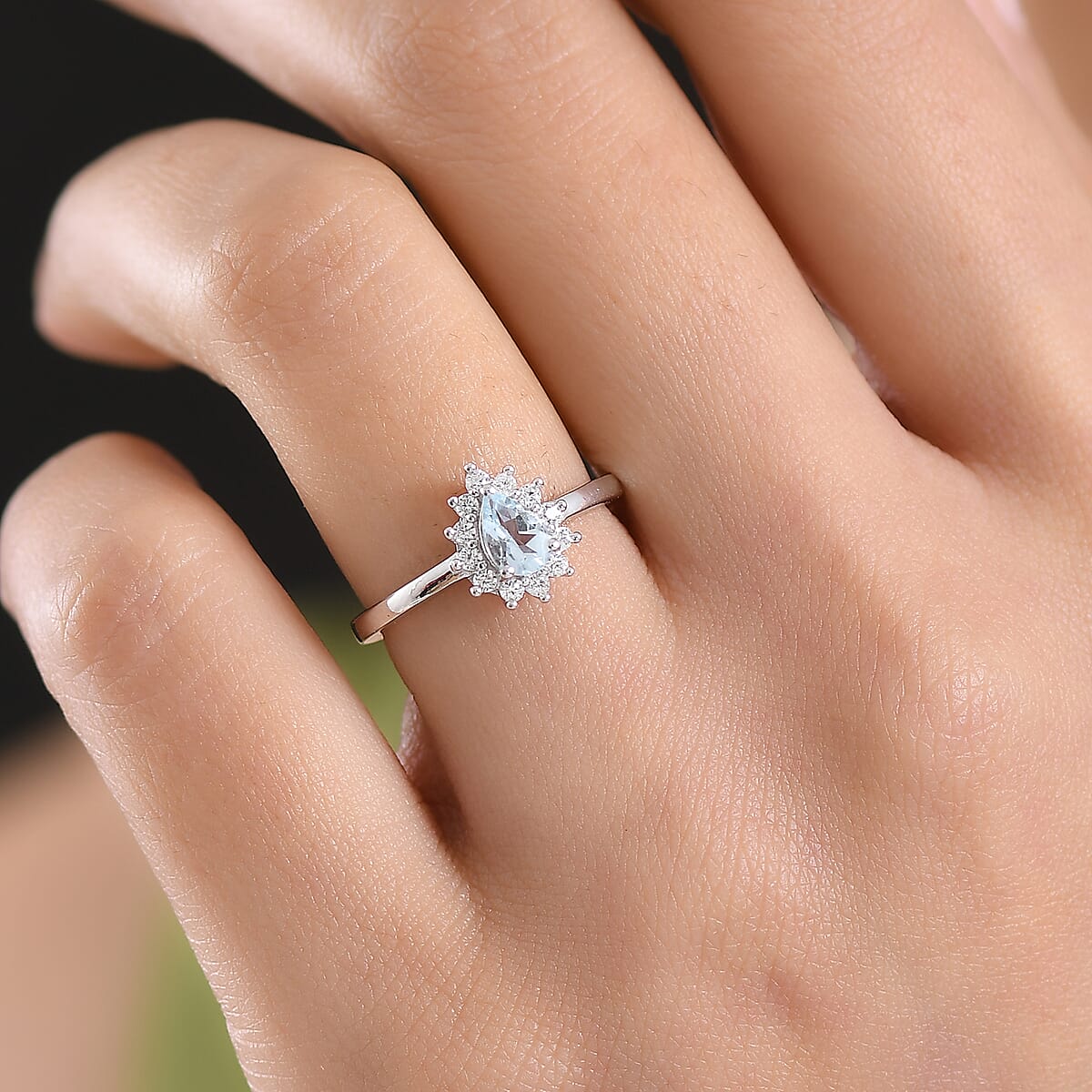 D'Joy Premium Mangoro Aquamarine and White Zircon 0.65 ctw Ring in Rhodium Over Sterling Silver (Size 9.0) image number 2