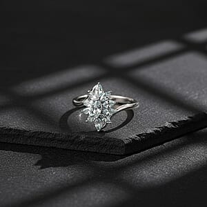 D'Joy Premium Mangoro Aquamarine 0.90 ctw Ring in Rhodium Over Sterling Silver (Size 9.0)