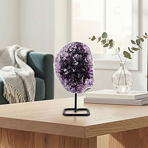 Amethyst on Stand -L