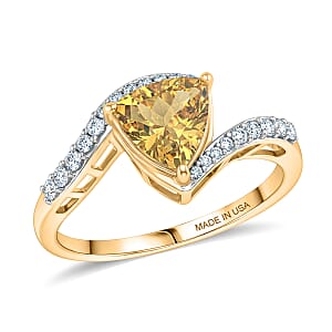 D'Joy Premium Golden Apatite and Moissanite 1.35 ctw Lightwave Ring in 18K Yellow Gold Over Sterling Silver (Size 6.0)