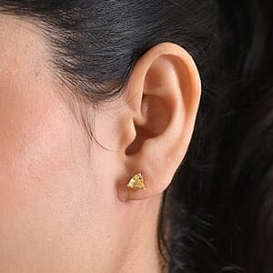 D'Joy Tanzanian Mint Garnet 0.75 ctw Solitaire Stud Earrings in Rhodium Over Sterling Silver