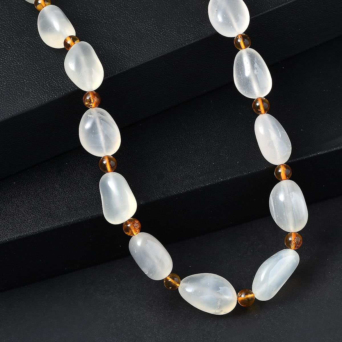 EverTrue Prehnite and Radiant Ember Garnet 310.00 ctw Beaded Necklace (18 Inches) in 18K YG Plated image number 1