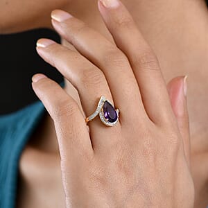 D'Joy Premium Lusaka Amethyst and Moissanite 2.50 ctw Oceanic Wave Ring in 18K Vermeil Yellow Gold Over Sterling Silver (Size 10.0)