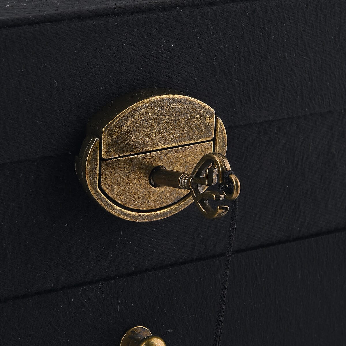 Livmore Black Velvet Anti Tarnish 4 Layer Jewelry Box image number 7