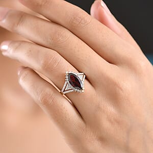 D'Joy Premium Mozambique Garnet and Moissanite 3.40 ctw Flare Majesty Ring in 18K Vermeil Yellow Gold Over Sterling Silver (Size 6.0)