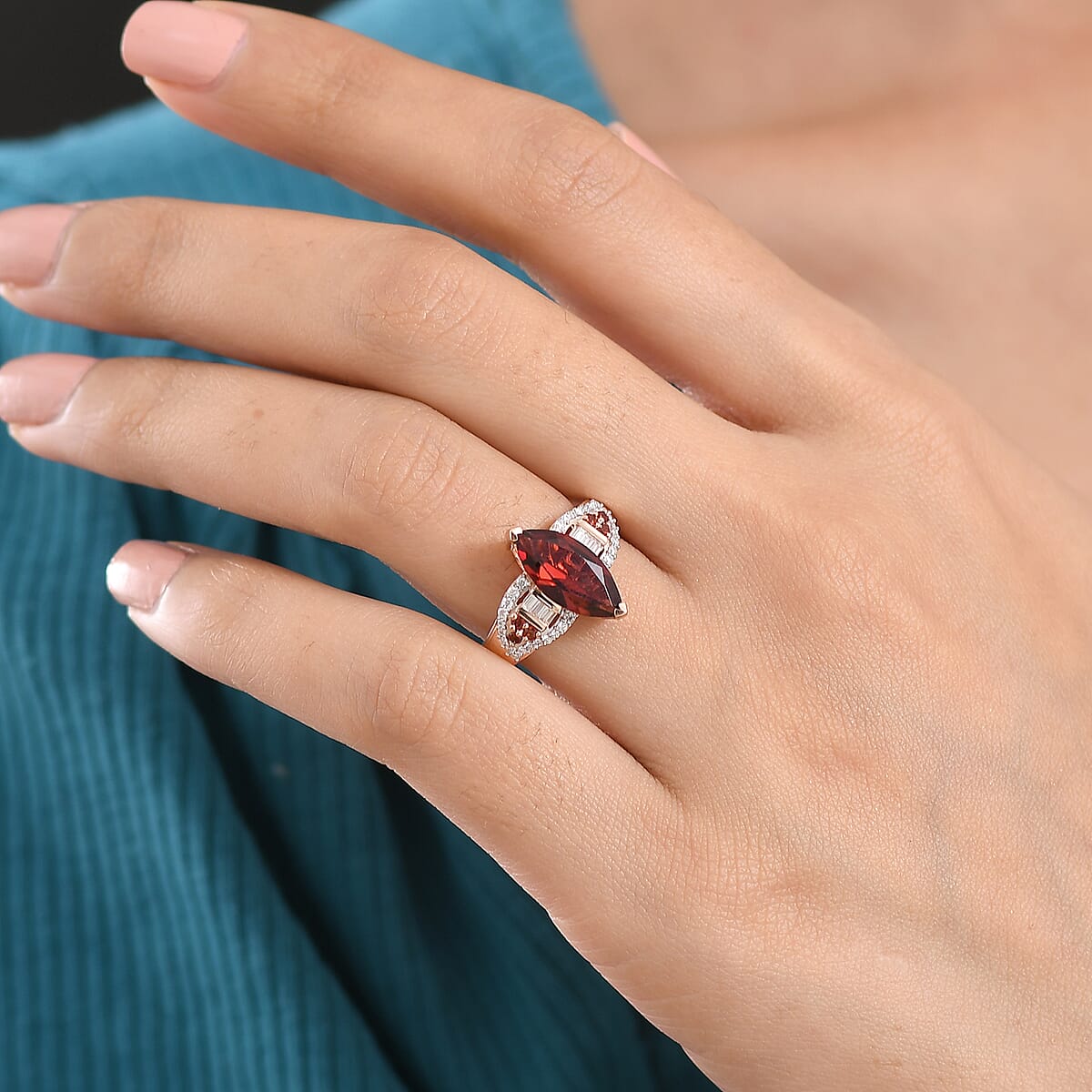 D'Joy Premium Mozambique Garnet, Moissanite Ring in 18K Vermeil RG Over Sterling Silver (Size 6.0) 3.20 ctw image number 2