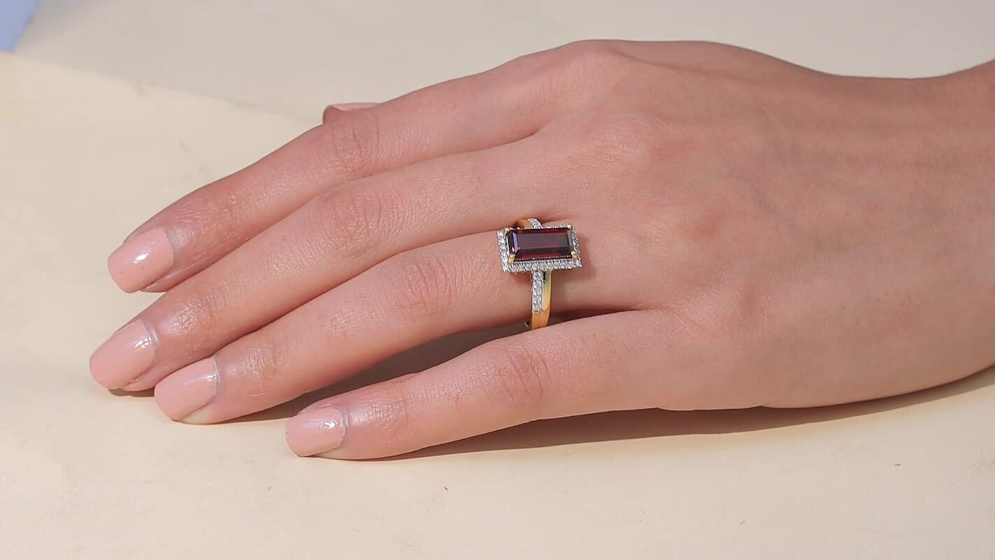 D'Joy Premium Mozambique Garnet, Moissanite Ring in 18K Vermeil YG Over Sterling Silver (Size 6.0) 3.90 ctw