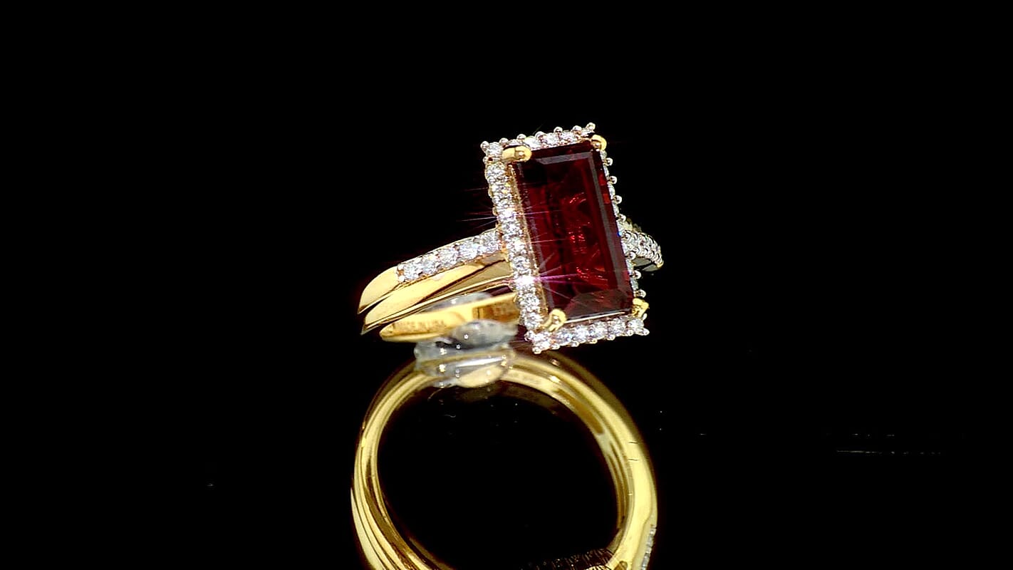 D'Joy Premium Mozambique Garnet, Moissanite Ring in 18K Vermeil YG Over Sterling Silver (Size 6.0) 3.90 ctw