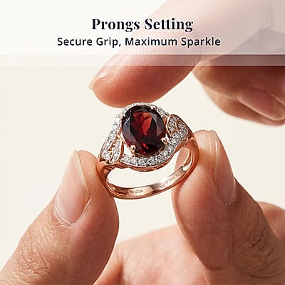 D'Joy Premium Mozambique Garnet and Moissanite 3.50 ctw Flame Swirl Ring in 18K Vermeil Rose Gold Over Sterling Silver (Size 8.0)