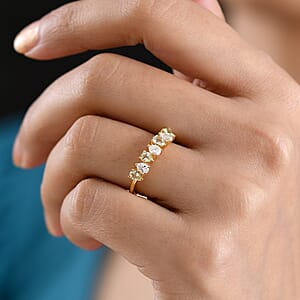 D'Joy Premium Tanzanian Mint Garnet and Moissanite 1.10 ctw Pear Band Ring in 18K Vermeil Yellow Gold Over Sterling Silver (Size 8.0)