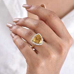 Luxoro Premium Golden Apatite and Diamond G-H I2 7.80 ctw Solar Crown Ring in 10K Yellow Gold (Size 6.5)