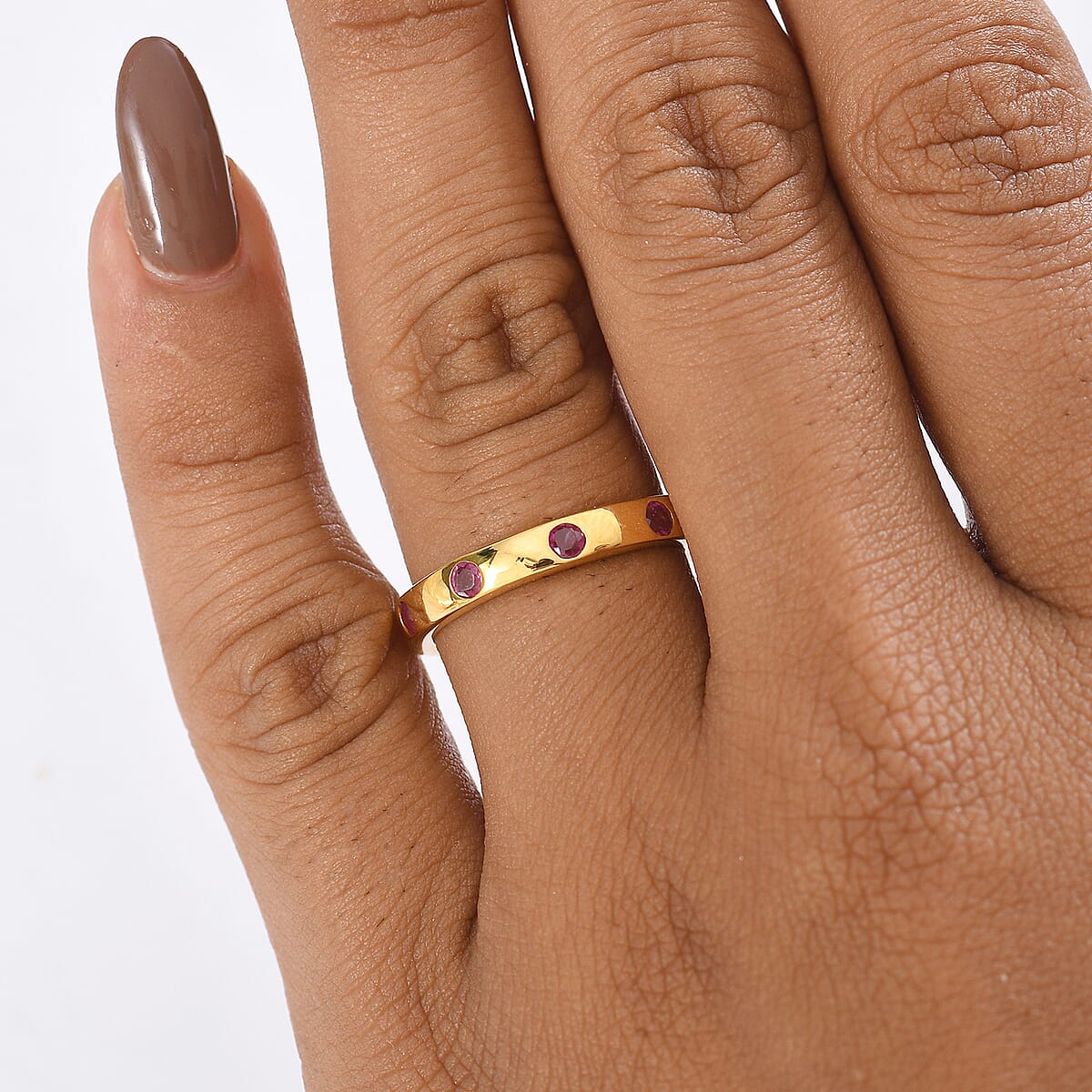 D'Joy AAA African Ruby (FF) 0.90 ctw Ring in 18K YG Plated Sterling Silver (Size 6.0) image number 2