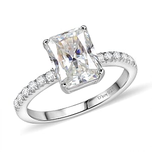 D'Joy Moissanite 2.60 ctw Ring in Rhodium Over Sterling Silver (Size 6.5)