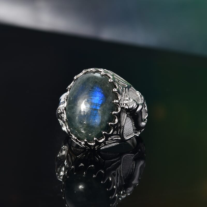 AAA Malagasy Labradorite 13.25 ctw Solitaire Ring in Rhodium Over Sterling Silver (Size 8.0)