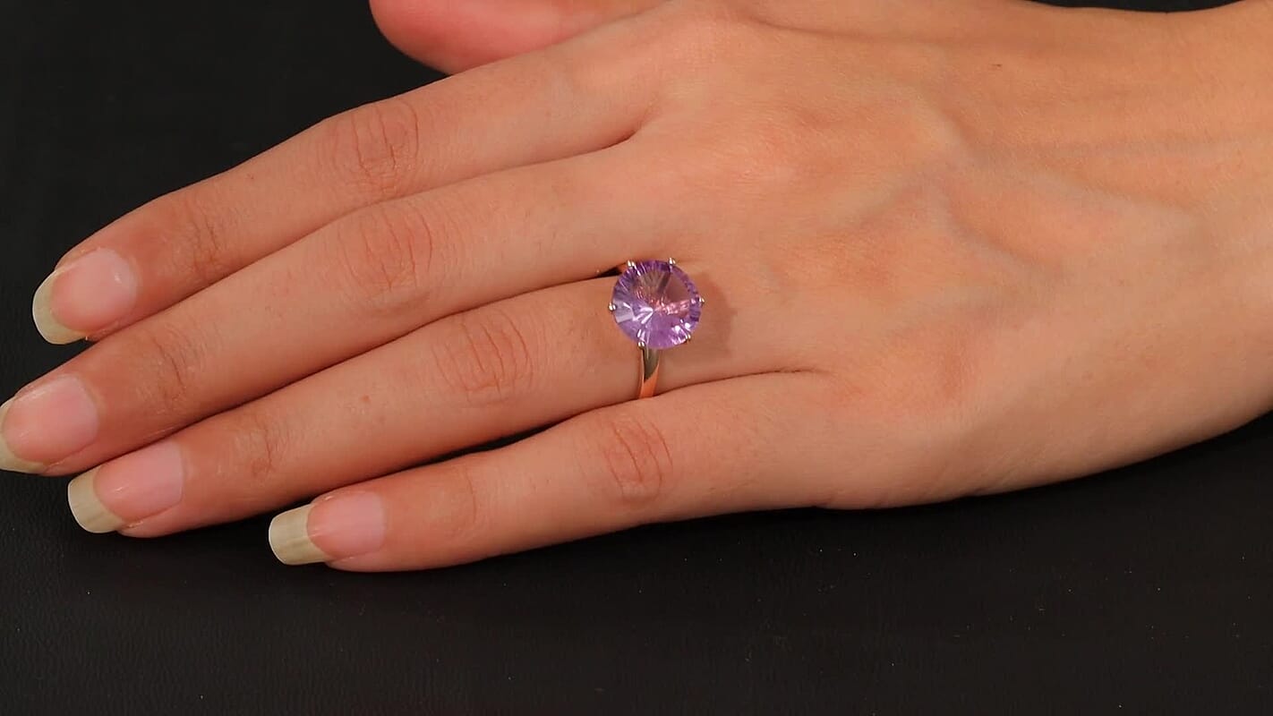 Rose De France Amethyst Solitaire Ring in 18K Vermeil RG Over Sterling Silver (Size 8.0) 6.10 ctw