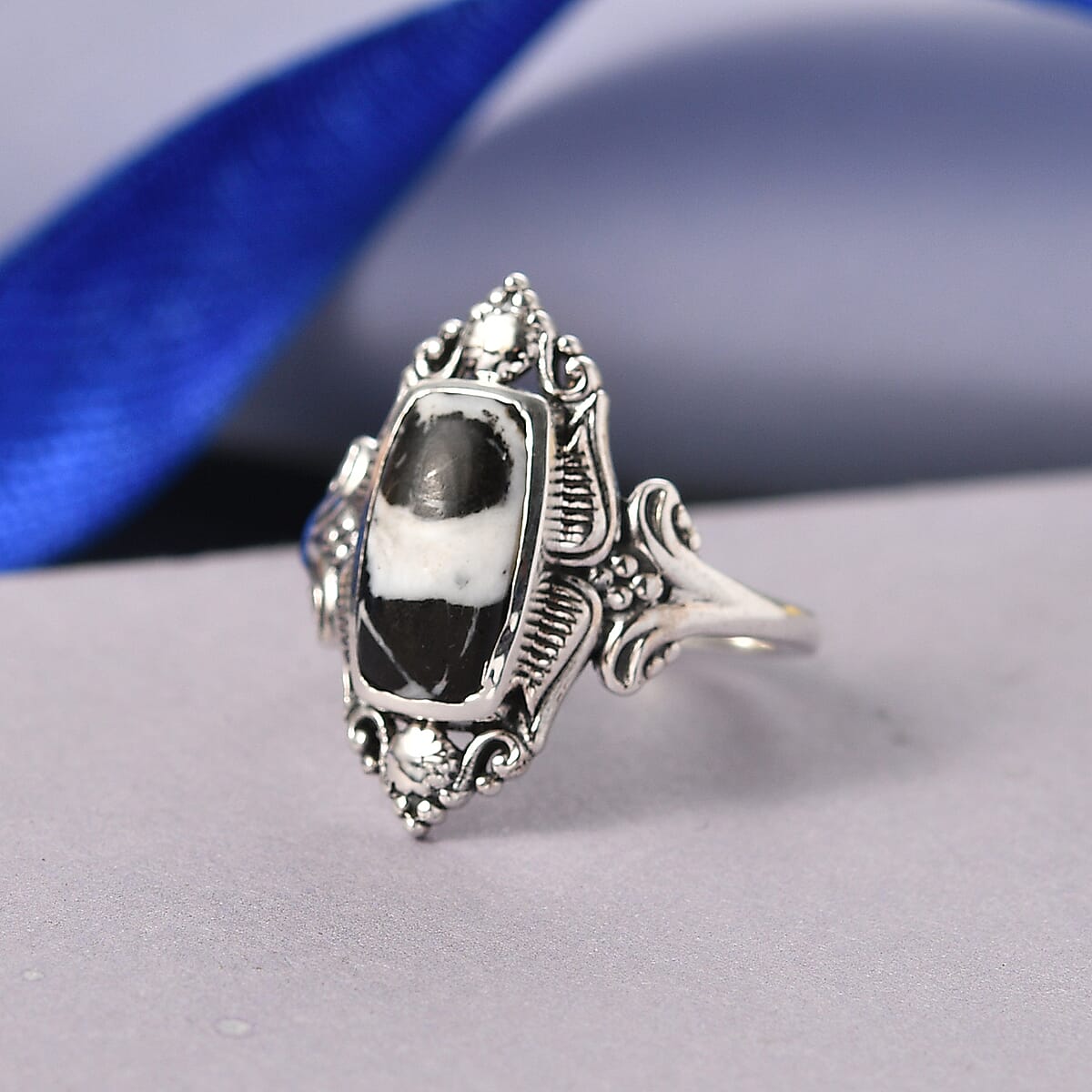 D'Joy Artisan Crafted Premium White Buffalo 2.75 ctw Ring in Sterling Silver (Size 7.0) image number 1
