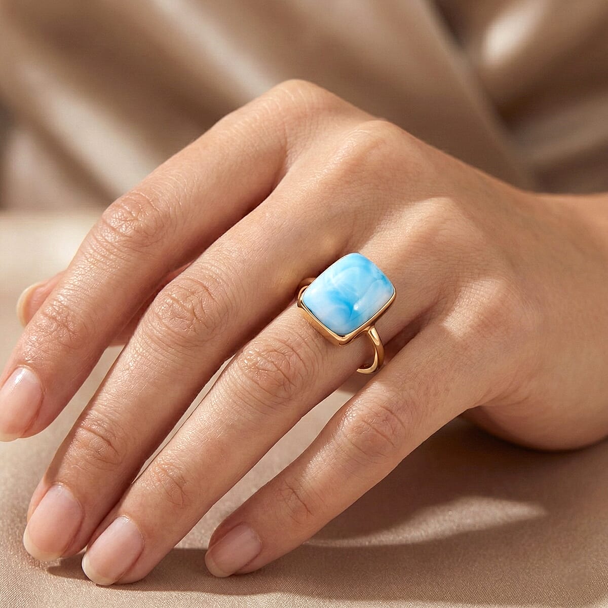 AAA Larimar 6.80 ctw Solitaire Ring in 10K Yellow Gold (Size 8.0) image number 2