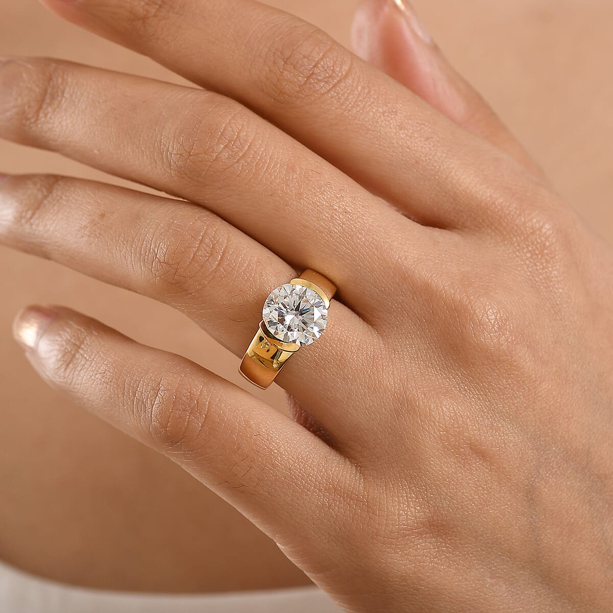D'Joy Moissanite 4.00 ctw Solitaire Ring in 18K Vermeil Yellow Gold Over Sterling Silver (Size 10.0) image number 2