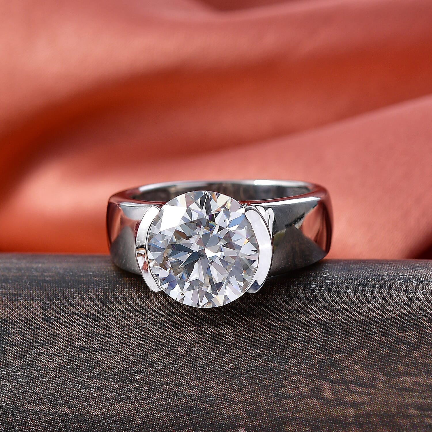 D'Joy Moissanite 4.00 ctw Solitaire Ring in Rhodium Over Sterling Silver (Size 10.0)