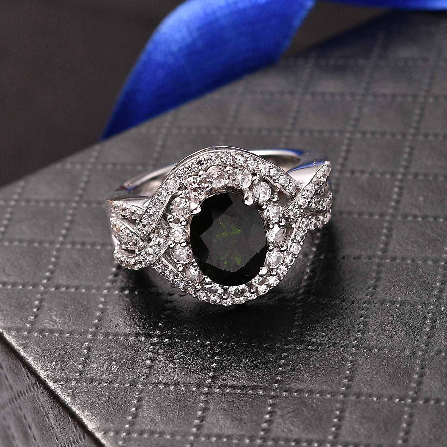 D'Joy Premium Chrome Diopside and White Zircon 3.40 ctw Beaded Mirror Ring in Rhodium Over Sterling Silver (Size 5.0)