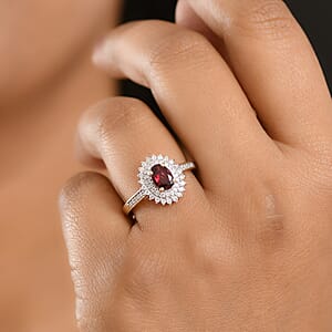 Luxoro Premium Anthill Garnet and Diamond I2 1.20 ctw Bloomed Love Ring in 10K Yellow Gold (Size 6.0)