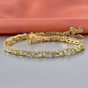 D'Joy Premium Tanzanian Mint Garnet and Moissanite 8.85 ctw Leaf Link Bracelet in 18K Vermeil Yellow Gold Over Sterling Silver (8.00 In)