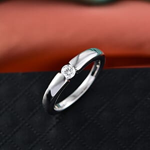 Luxuriant Lab Grown Diamond G-H, SI 0.15 ctw Ring in Rhodium Over Sterling Silver (Size 5.0)