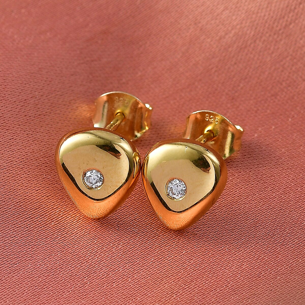 D'Joy Lab Grown Diamond 0.07 ctw Stud Earrings in 18K Vermeil YG Over Sterling Silver (Del. In 10-12 Days) image number 1