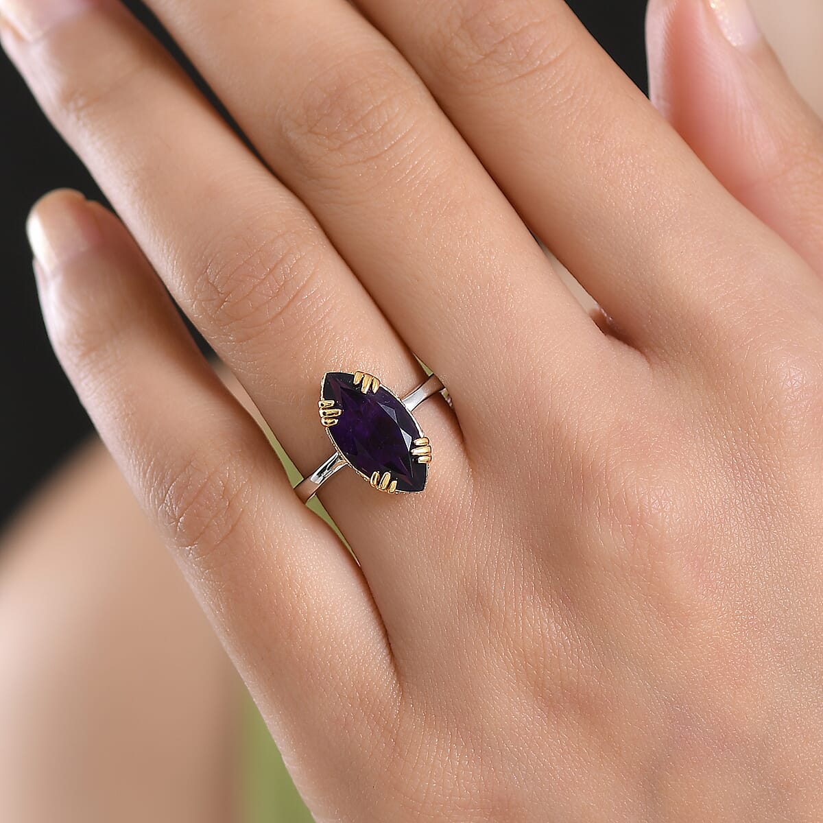 Premium Lusaka Amethyst and Luxuriant Lab Grown Diamond G-H SI 3.65 ctw Petal Solitaire Ring in 18K Vermeil YG and Rhodium Over Sterling Silver (Size 10.0) image number 2