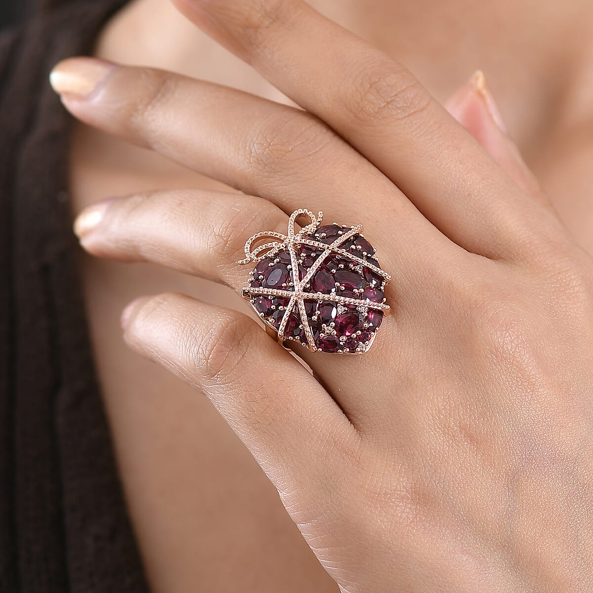 GP Special Amore Collection Premium Orissa Rhodolite Garnet and White Zircon 10.00 ctw Ring in 18K Vermeil Rose Gold Over Sterling Silver (Size 10.0) (Del. in 8-10 Days) image number 2